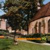 Alte Kapelle mit Ehrenfriedhof und Heilig-Geist Kirche