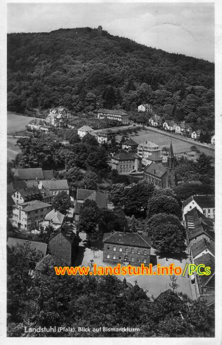 Blick auf Bismarckturm