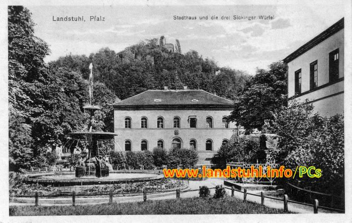 Stadthaus und die drei Sickinger Würfel