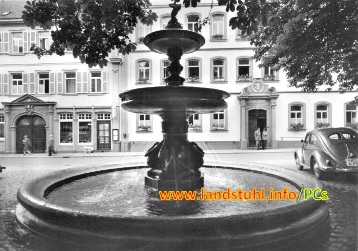 Der 'schöne' Brunnen am Stadthaus